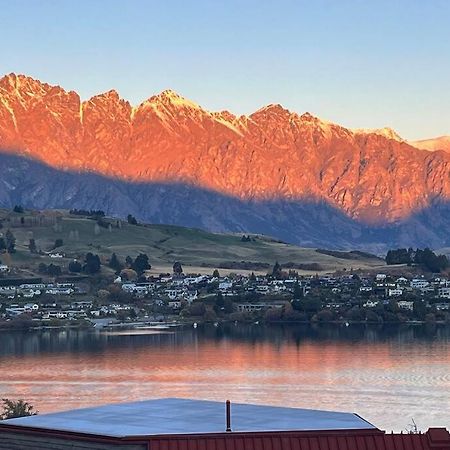 Lakeview Home Retreat At Queenstown Hill Exterior foto